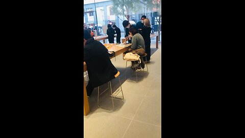 Apple Store Fukuoka 1