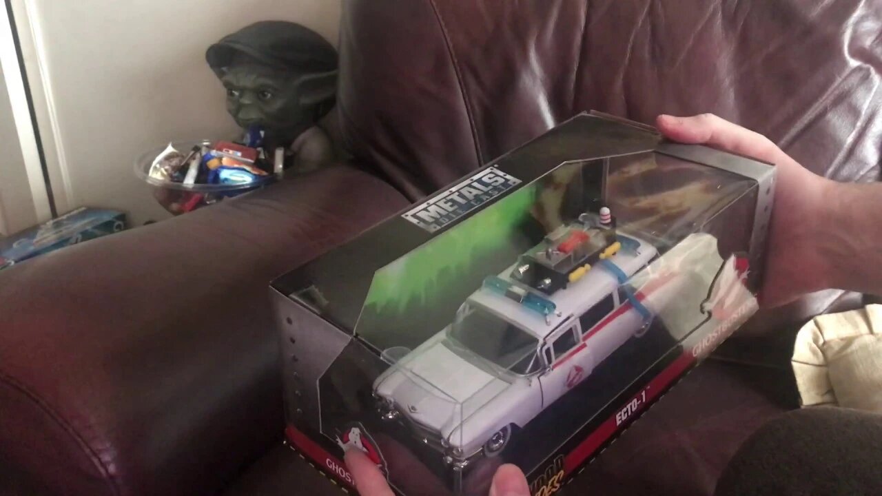 GHOSTBUSTERS ECTO-1-1 UNBOXING