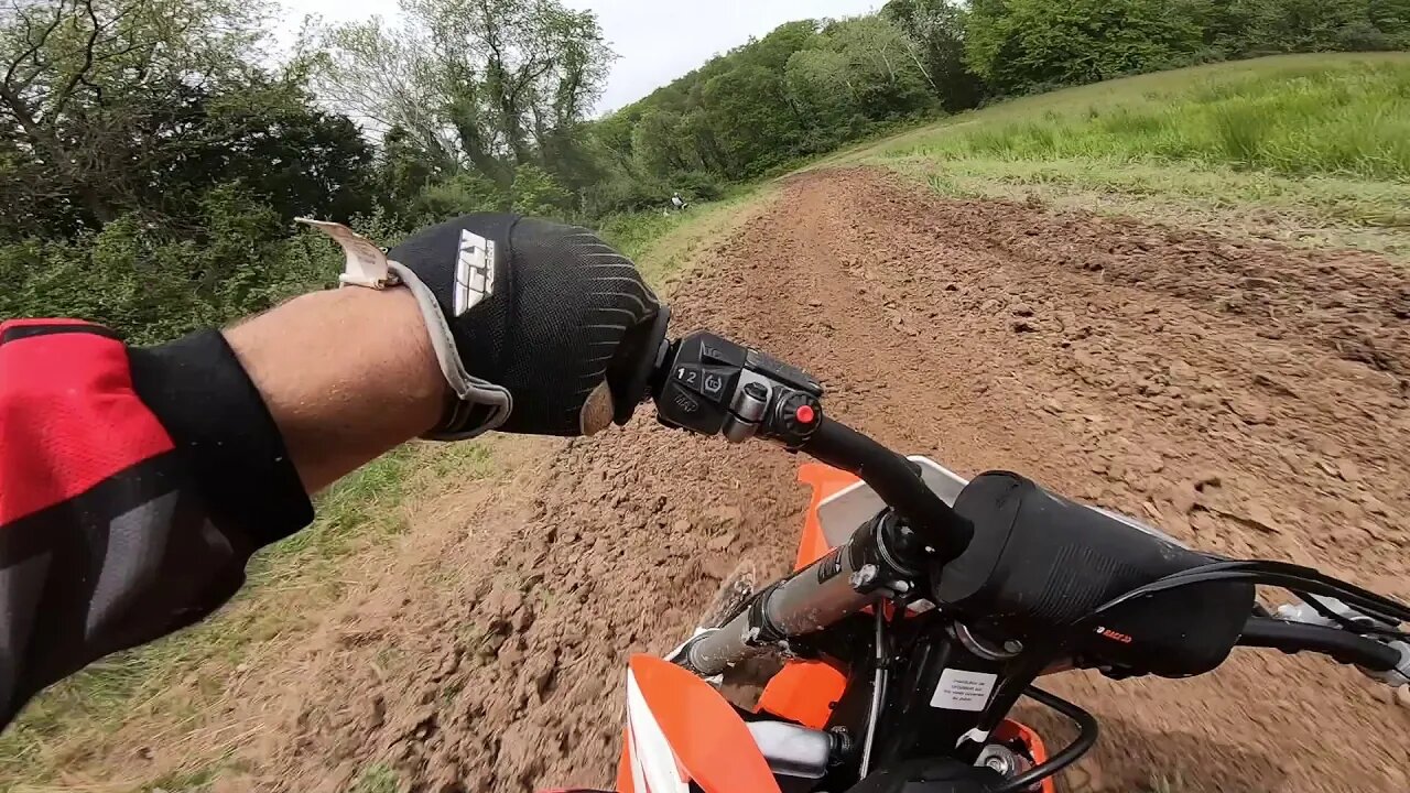 Little bro hops on my new KTM 450 SXF and ABUSES IT!