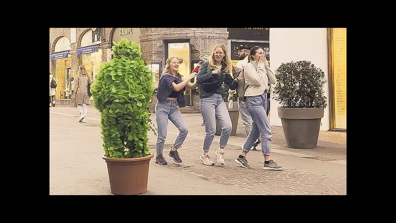 Funny Prank videos girl prank videos very funny