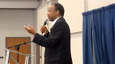 Ben Carson at Manchester Community college 11 of lots 5-10-2015