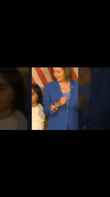 NASTY Nancy Pelosi DELIBERATELY Elbows GOP Rep. Mayra Flores Daughter During Photo OP! #shorts