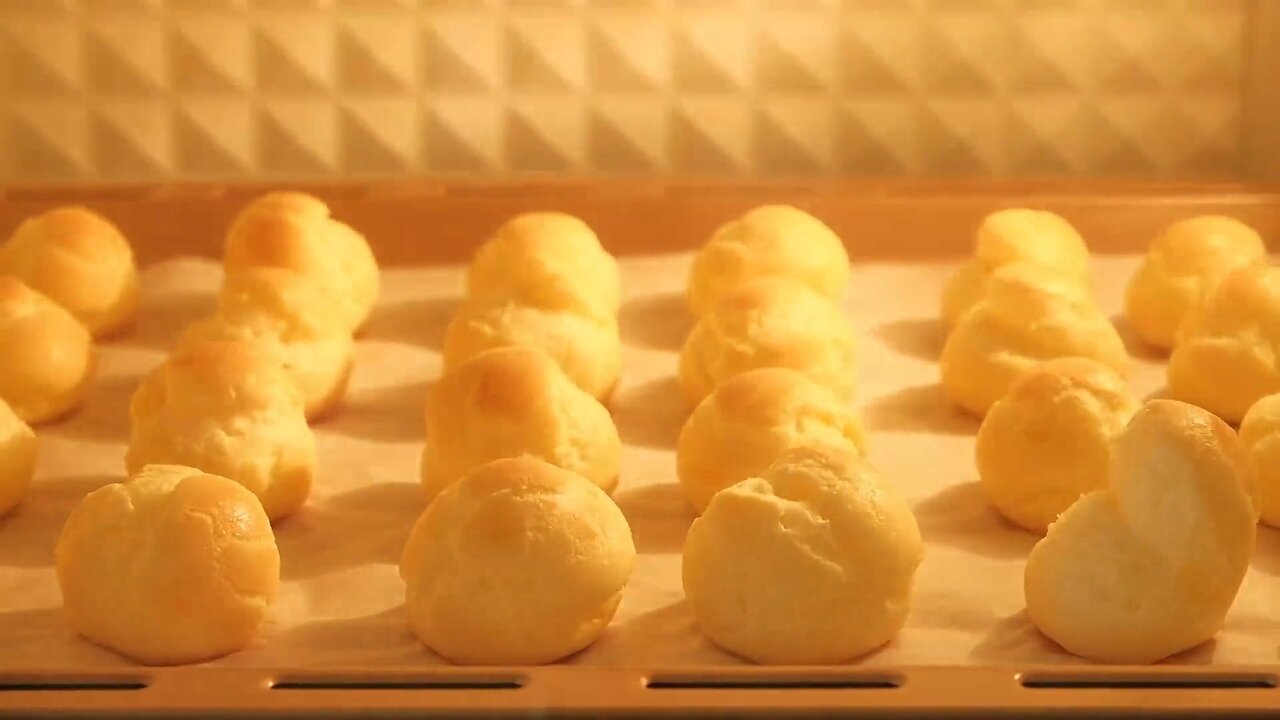 These Puffs filled with CREAM will melt your heart!