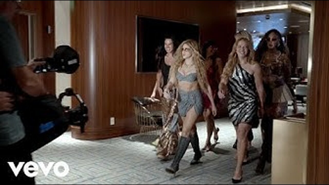 Shakira - Soltera (Behind the Scenes)