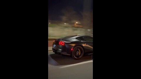 850HP straight piped Ferrari 812 Superfast!