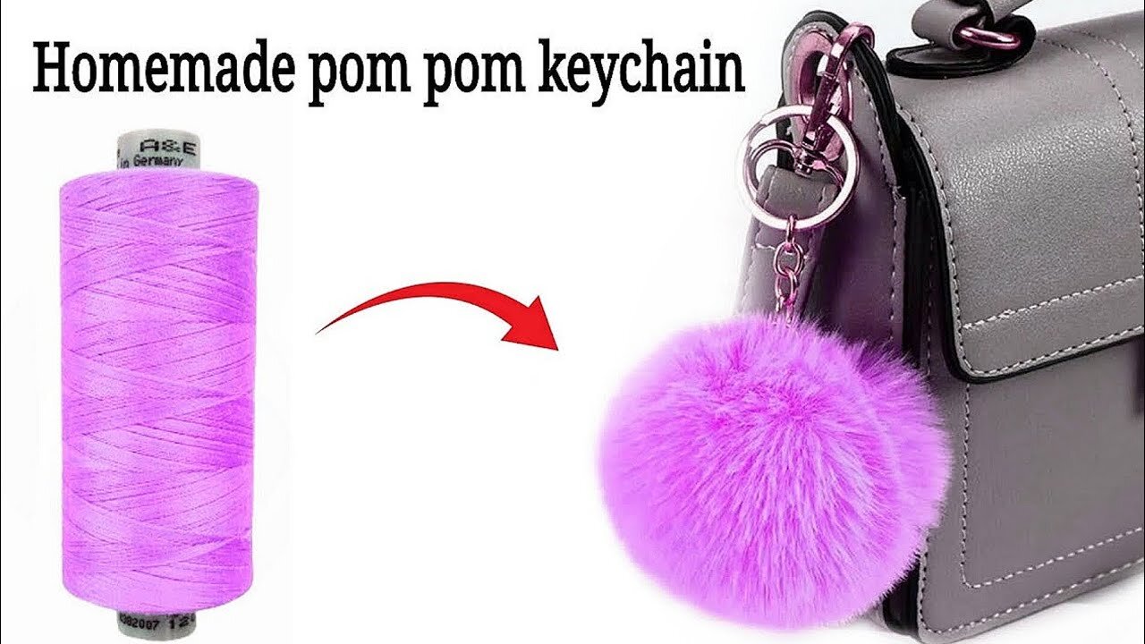 DIY Homemade pom pom keychain 😍 | how to make pom pom keychain | homemade keychain |pom pom keychai