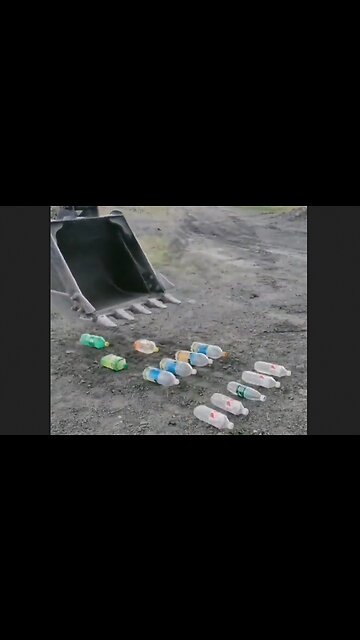 Heavy Equipment Operator Showing His Skills - HaloEnt