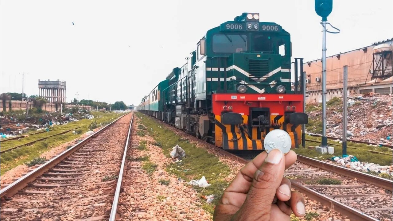 Train VS Coin | सिक्के को जब ट्रेन की पटरी में रखा तो क्या हुआ |