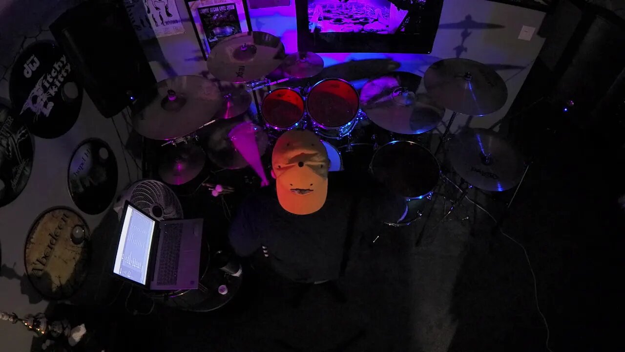 Wild Side, Motley Crue, Drum Cover ( First attempt )