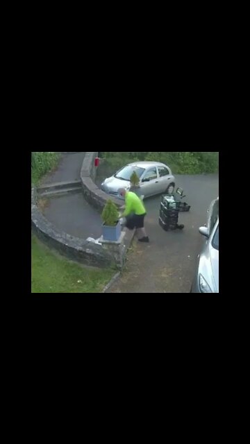 Dropping Off Groceries