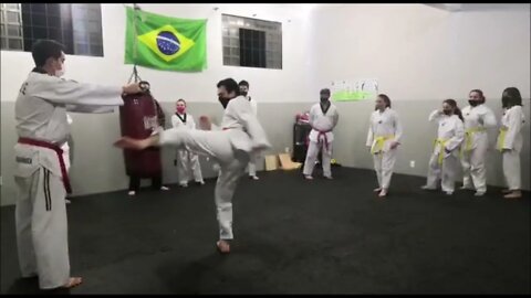 Taekwondo Rejon Bandal Tchagui exame de faixa.