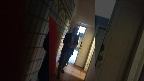 sign contract to leave