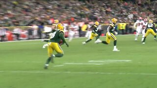 The Latest: Packers players placed on COVID-19 list