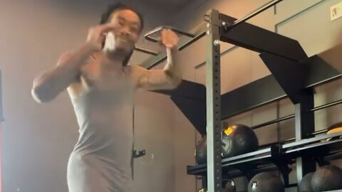 Wiz Khalifa with some interesting dance moves