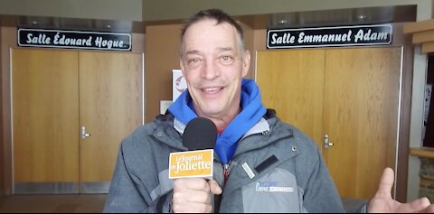 Le candidat M. Gilles Dubé se retire de la course à la préfecture