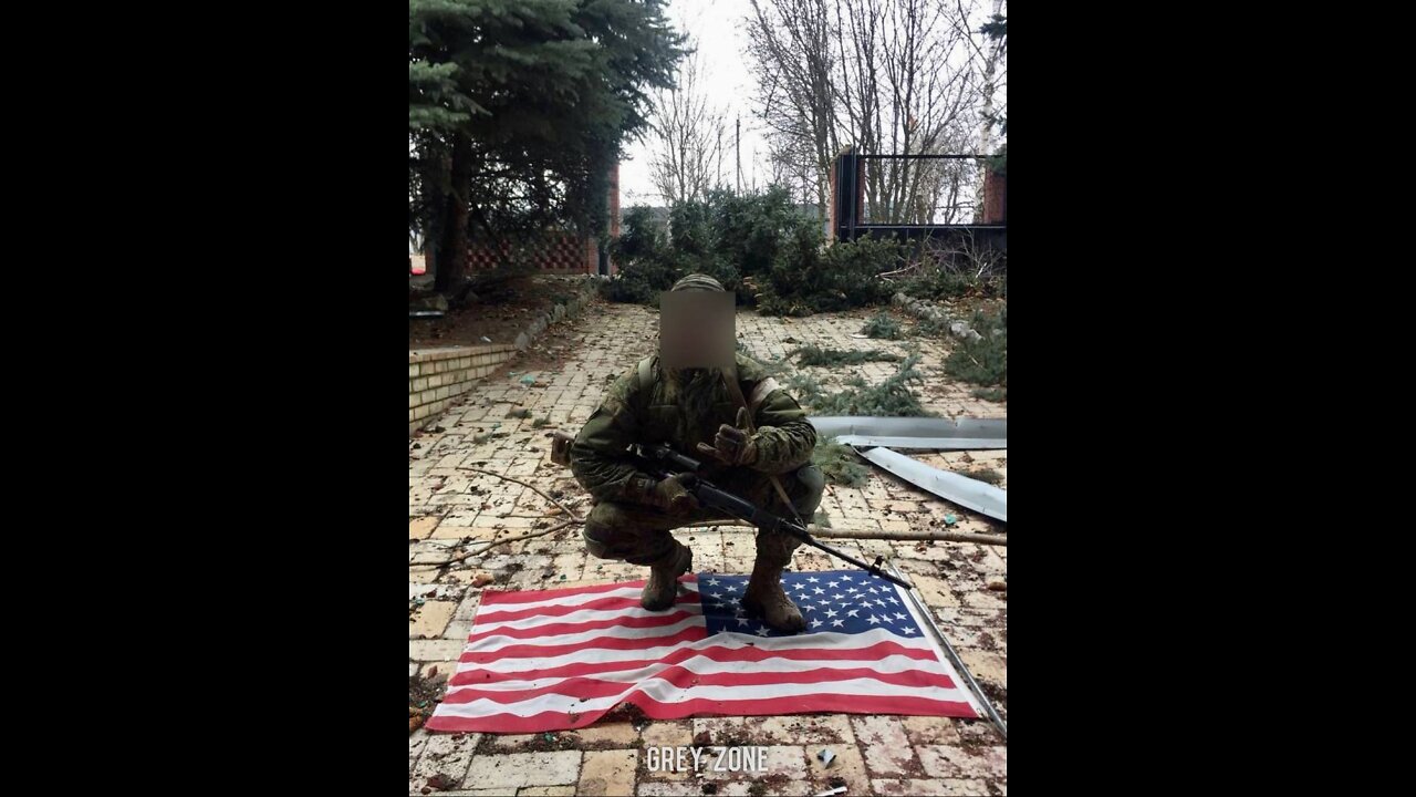 🇷🇺 Our fighters found the American flag on the positions of the retreating enemy.