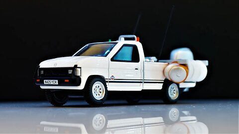 Nissan Nissank Pick-up "Top Gear Amphibious car challenge" - Oxford-Models 1/43