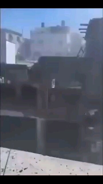 footage from AlJazeera shows Israel having killed multiple civilian while waiting in line 4 💧 Gaza