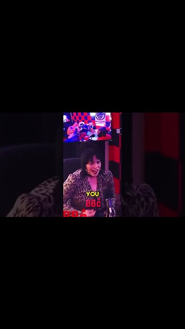 Women Like To Make A SCENE