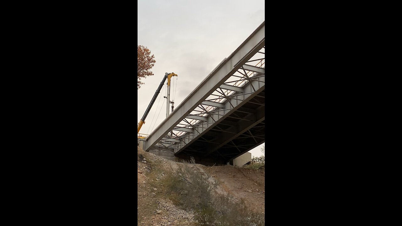 Removal of bridge deck