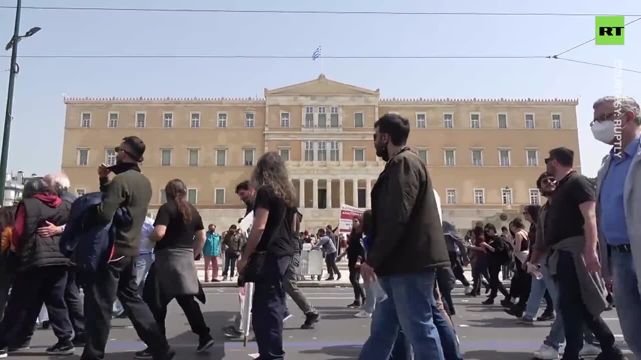 Thousands Of Greeks Decry Soaring Prices And Low Wages