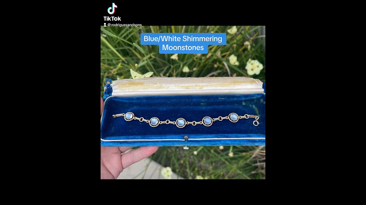 Shimmering Blue/White Moonstone Retro 14KY Bracelet