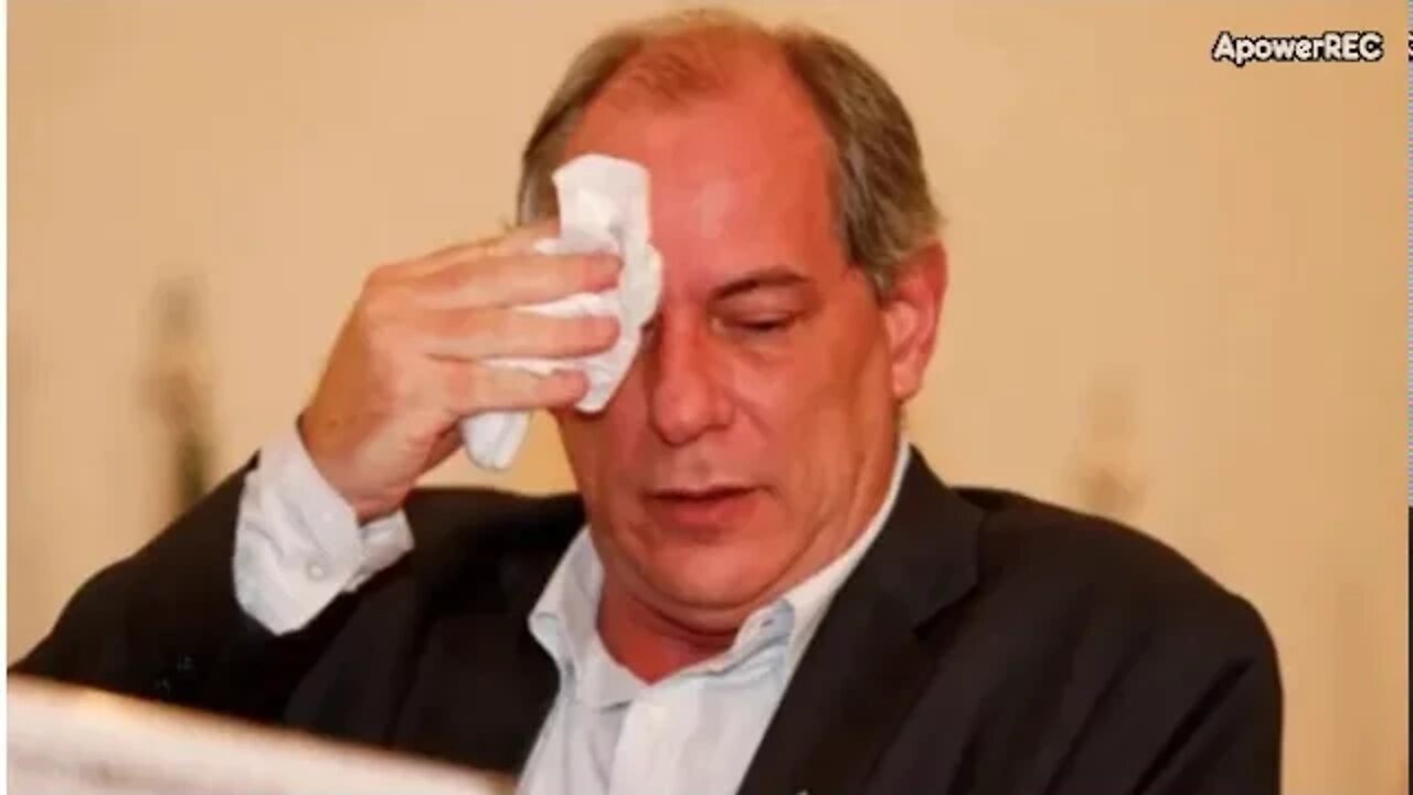 Justiça penhora imóvel de Ciro como indenização a Collor