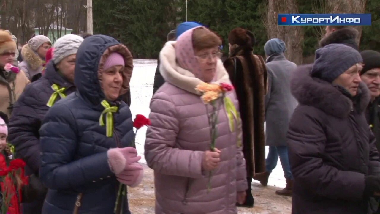 Торжественно-траурный митинг в честь Ленинградской Победы в Зеленогорске