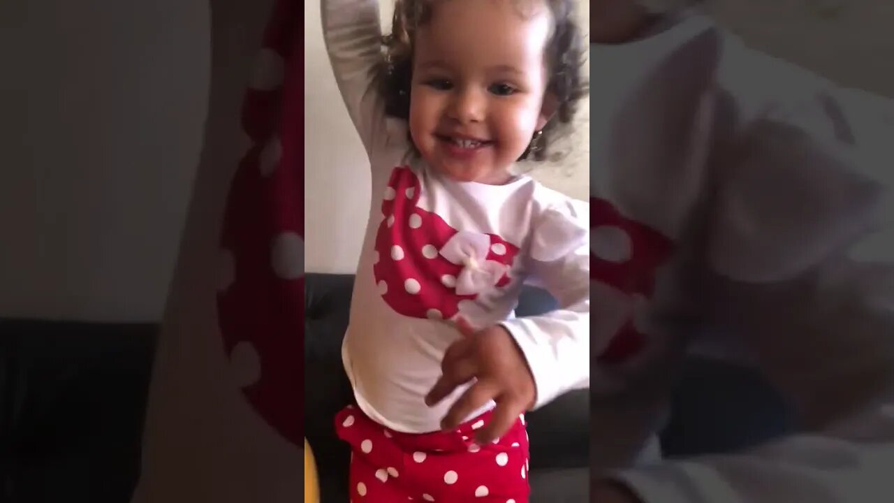 Minha Bebê linda - My beautiful baby - मेरा प्यारा बच्चा - 我的漂亮宝贝 - Mi bebe hermoso - طفلي الجميل