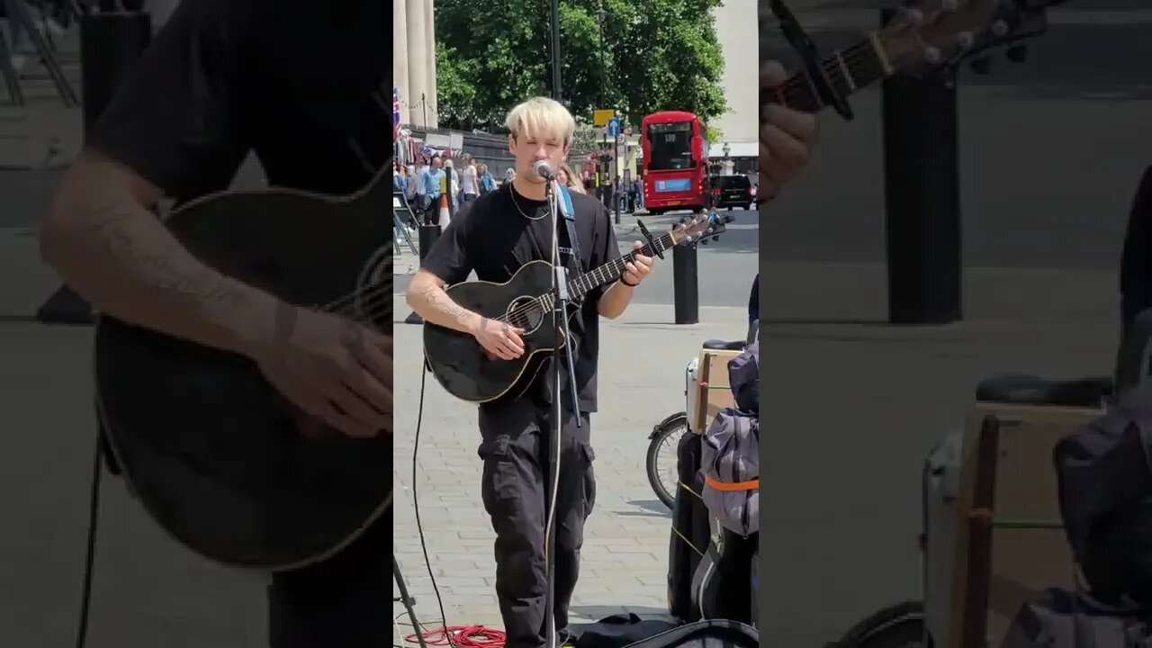 Busker cover Tracy Chapman fast car #london