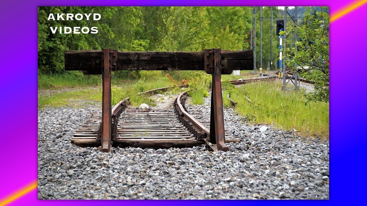 THE TRAVELING WILBURYS - END OF THE LINE - BY AKROYD VIDEOS