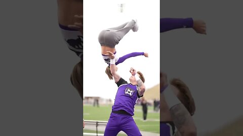 NÃO ACREDITO QUE ELE FEZ ISSO COM ELA😱 #SHORTS