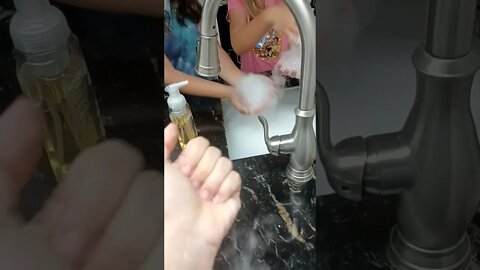 dry ice bubbles
