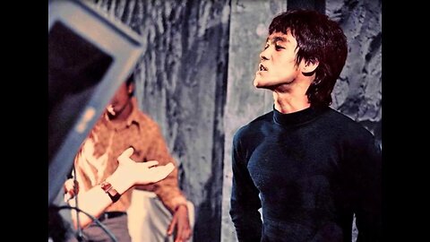 Cross kick Studio Films Bruce Lee Enter the Dragon