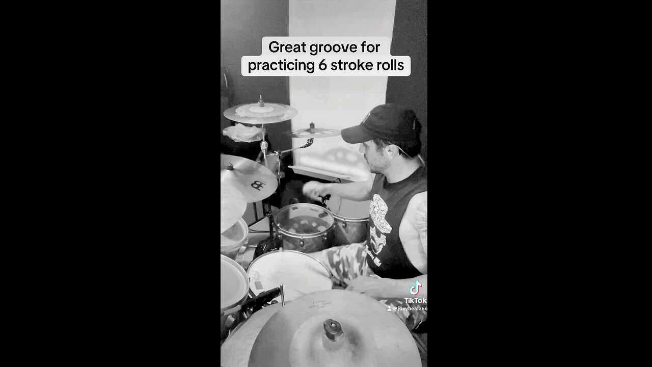 Jazz swing with 6 stroke rolls