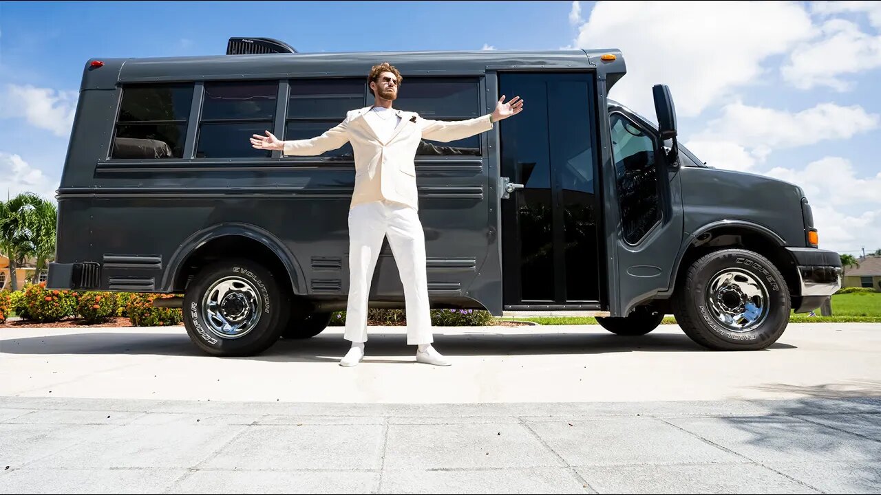 I Bought a School Bus!