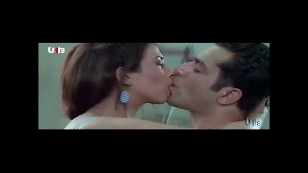 hot kissing scene|Romance|love