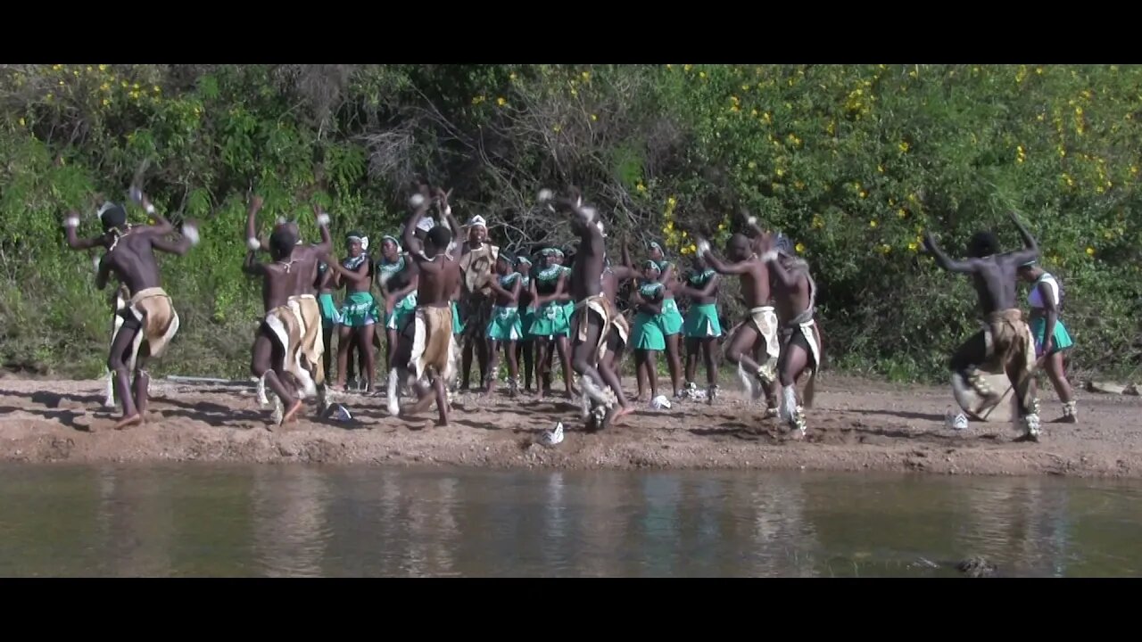 ZULU TRADITIONAL DANCE - UNGALAHLI AMATHEMBA