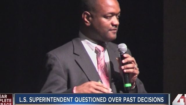 Lee’s Summit superintendent questioned over past decisions