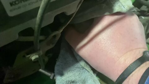 John Deere LT160 - How To Get Off A Stuck Oil Filter and Drain Cap (Oil And Filter Change)