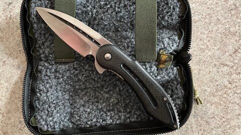 Begg knives glimpse (steelcraft production model)