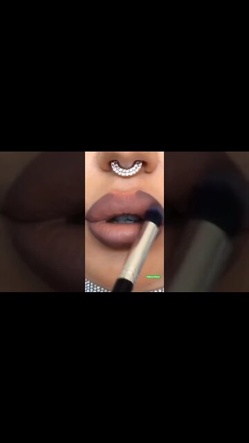 #lips #makeuptutorial #makeup #перезалив у вас тонкие губы или пухлые? 😁