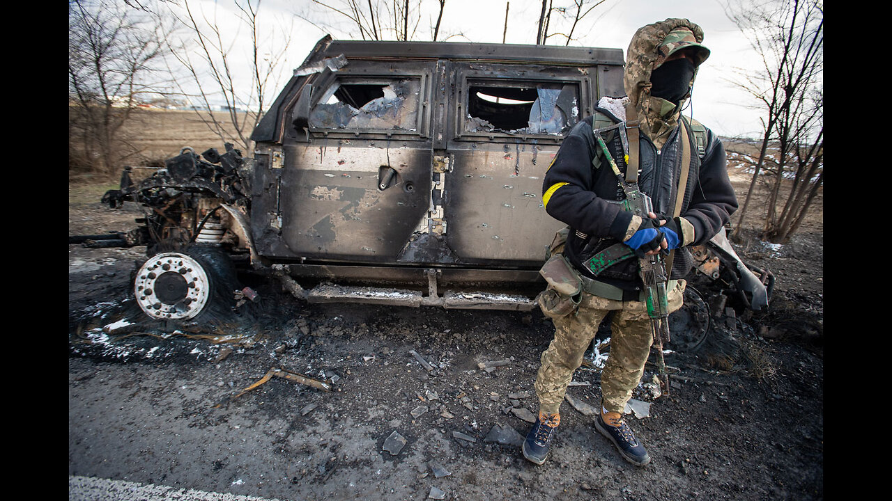 Russians who were under fire in Kharkov tried to flee on foot after leaving military equipment