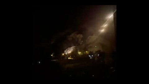 🇷🇺🇺🇦 Beautiful Night Strikes By Russian BM-21 "Grads" MLRS On Fortified Ukrainian Areas Near Donetsk