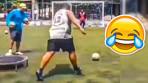 BEST SOCCER FOOTBALL VINES & TIKTOK'S 🤣 FAILS, SKILLS, GOALS