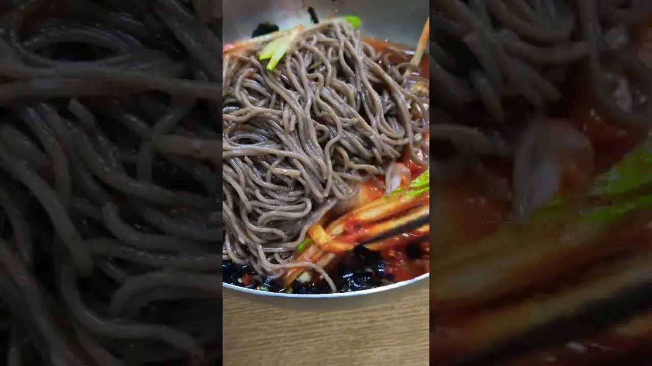 #shorts #cooking #hungry #food Korea Gangwondo style cold Buckwheat noodle