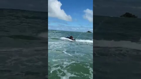 PITBULL TA NA PISTA ROLEZINHO DE JET SKI COM ACASCA GROSSA [ PITBULL TA PIXTA ] [ MEME ] VIDA BOA D+