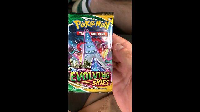 Pulled a nice Holo from Evolving Skies