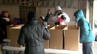 Several Milwaukee organizations donate meals to residents on the Saturday before Thanksgiving