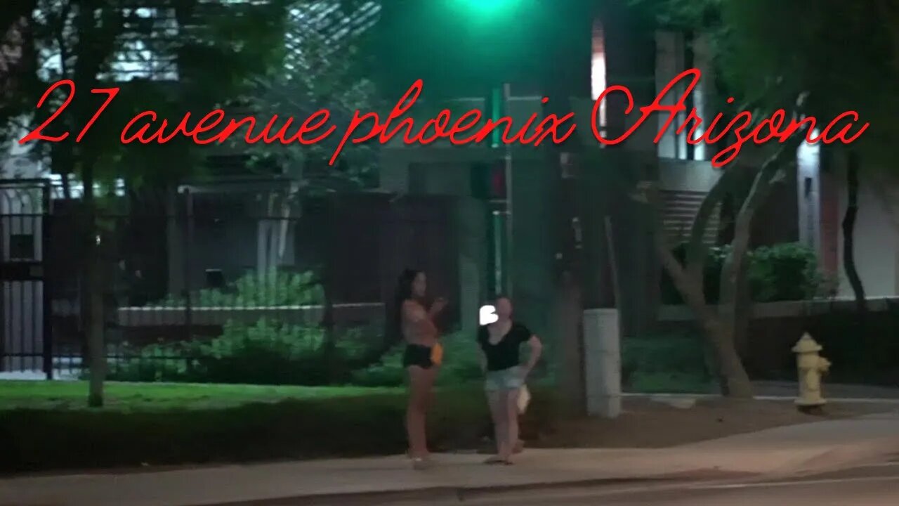 driving on 27 avenue the track at night